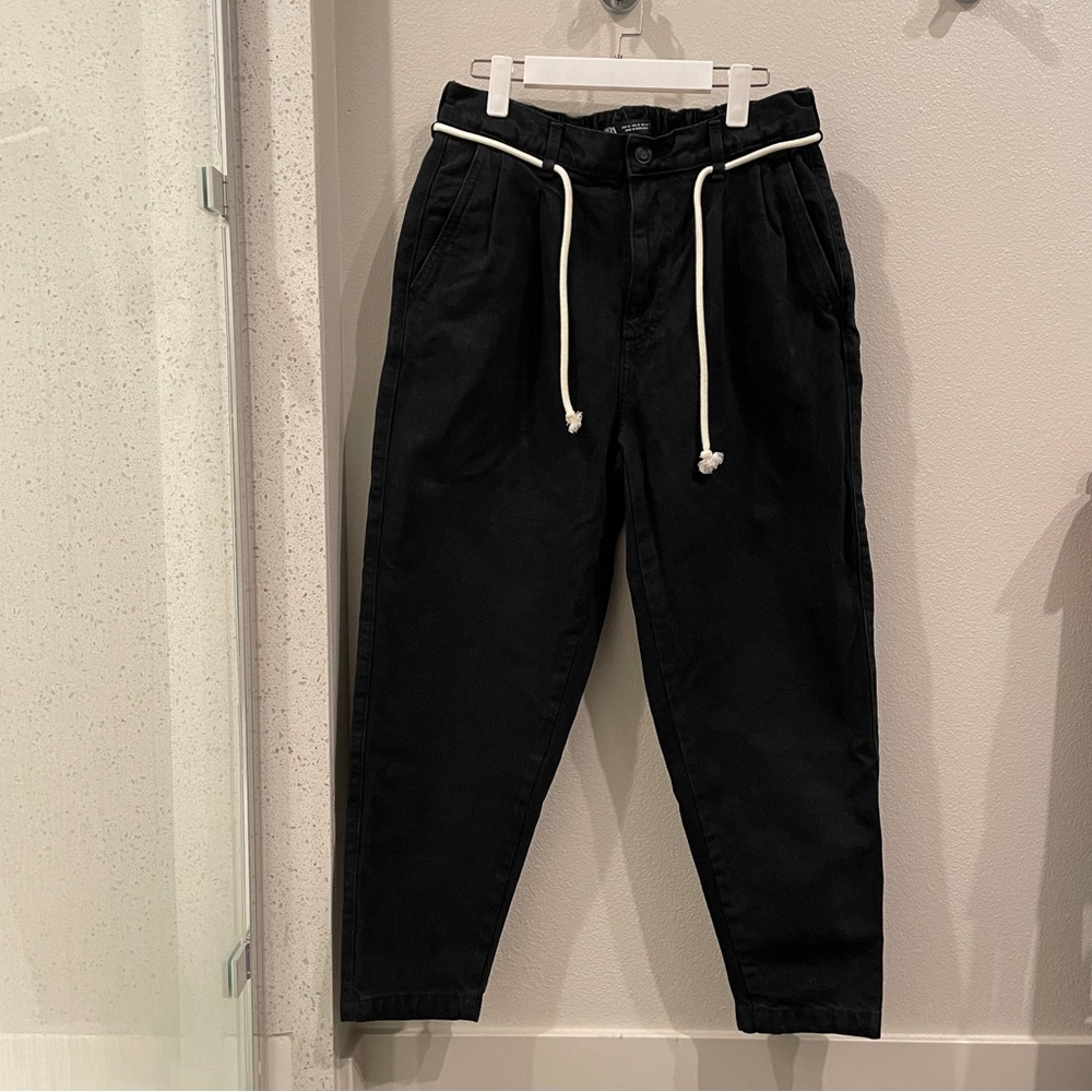ZARA tapered pants with belt  Man Black